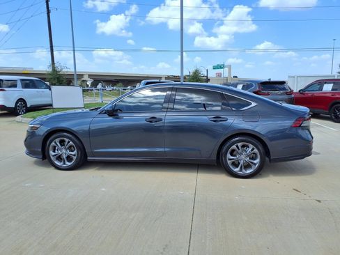 Used 2024 Honda Accord EX image 3