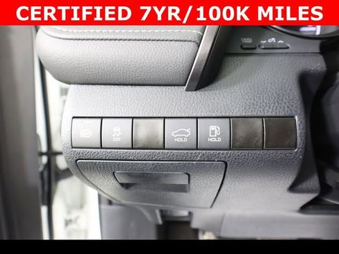 Used 2024 Toyota Camry SE image 23