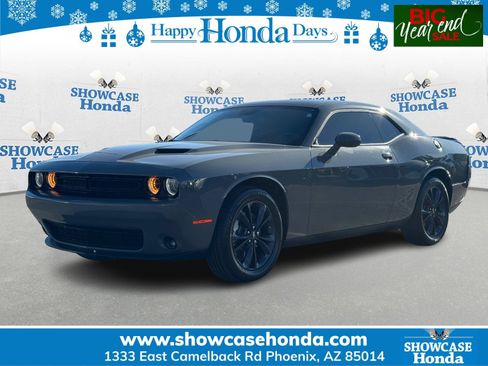 Used 2023 Dodge Challenger SXT w/ Blacktop Package image 1