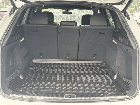 Certified 2023 Audi SQ5 Prestige AWD/4WD image 8