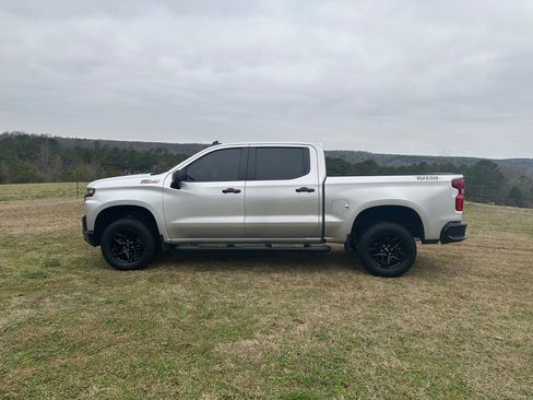 Used 2020 Chevrolet Silverado 1500 LT Trail Boss image 7