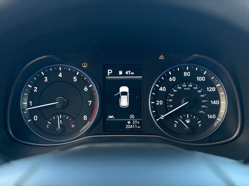 Used 2023 Hyundai Kona SEL w/ Cargo Package image 11