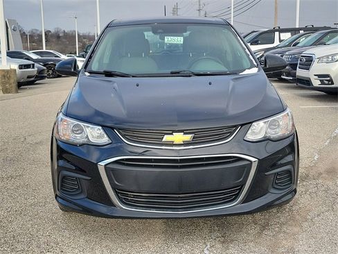 Used 2020 Chevrolet Sonic LT image 2