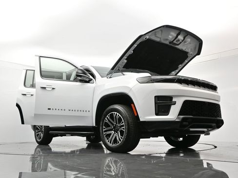 New 2026 Jeep Grand Wagoneer 4WD w/ Premium Group I image 50