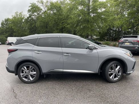 Used 2024 Nissan Murano Platinum w/ Cargo Package FWD image 2