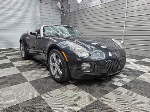 Used 2008 Pontiac Solstice GXP w/ Premium Package RWD image 5