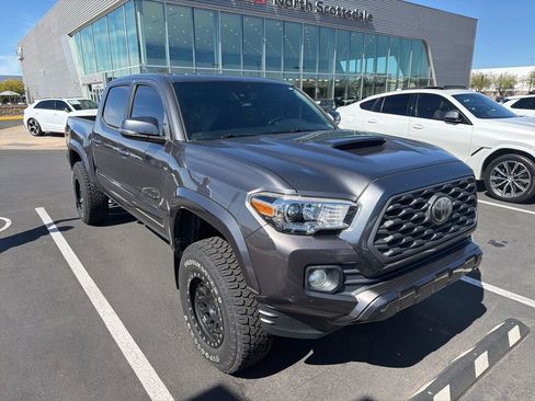 Used 2021 Toyota Tacoma TRD Sport w/ TRD Premium Sport Package image 3