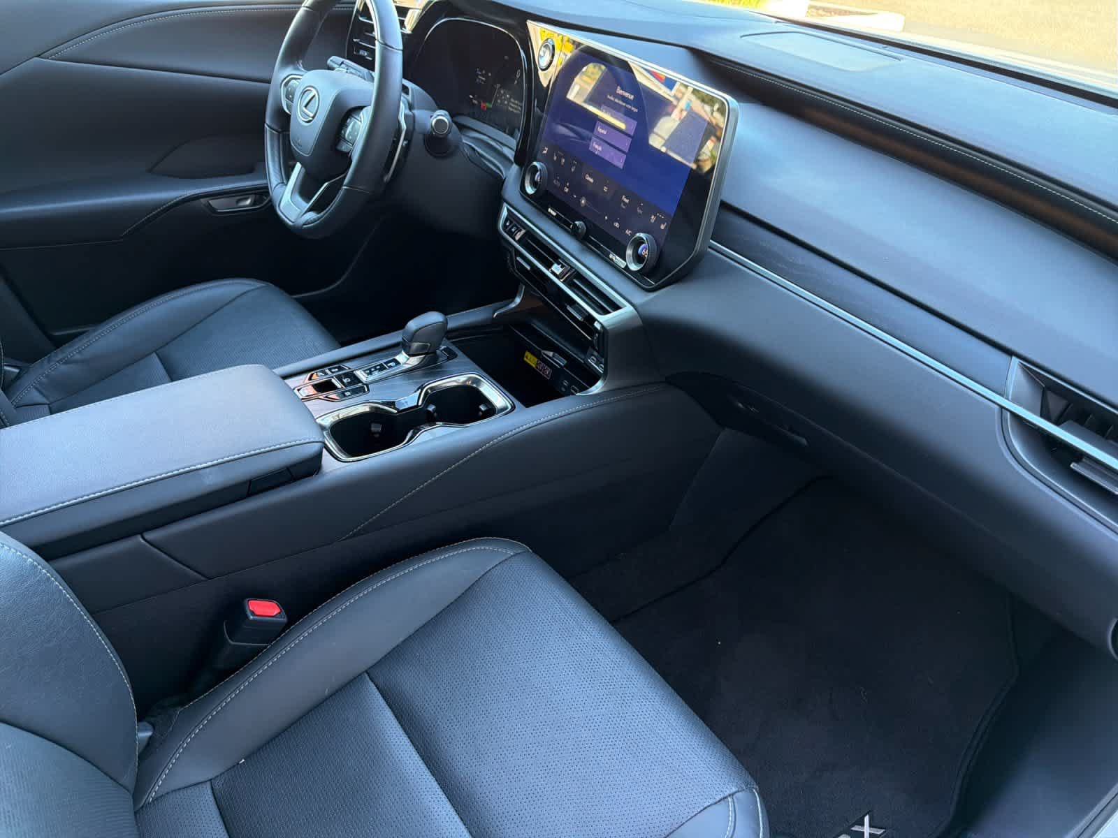 Certified 2025 Lexus RX 350 w/ Convenience Package AWD/4WD image 16