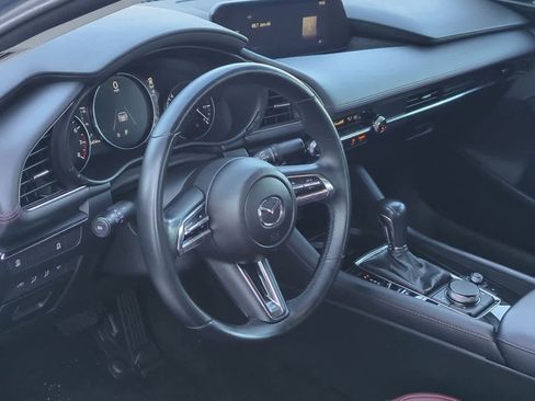 New 2026 MAZDA MAZDA3 Hatchback w/Premium Plus Pkg image 2