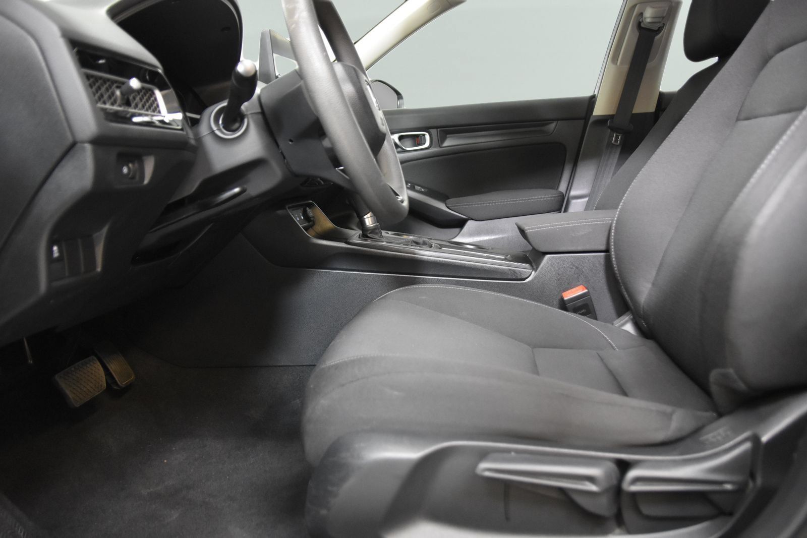 Used 2025 Honda Civic LX image 12
