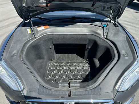 Used 2014 Tesla Model S P85 RWD image 27