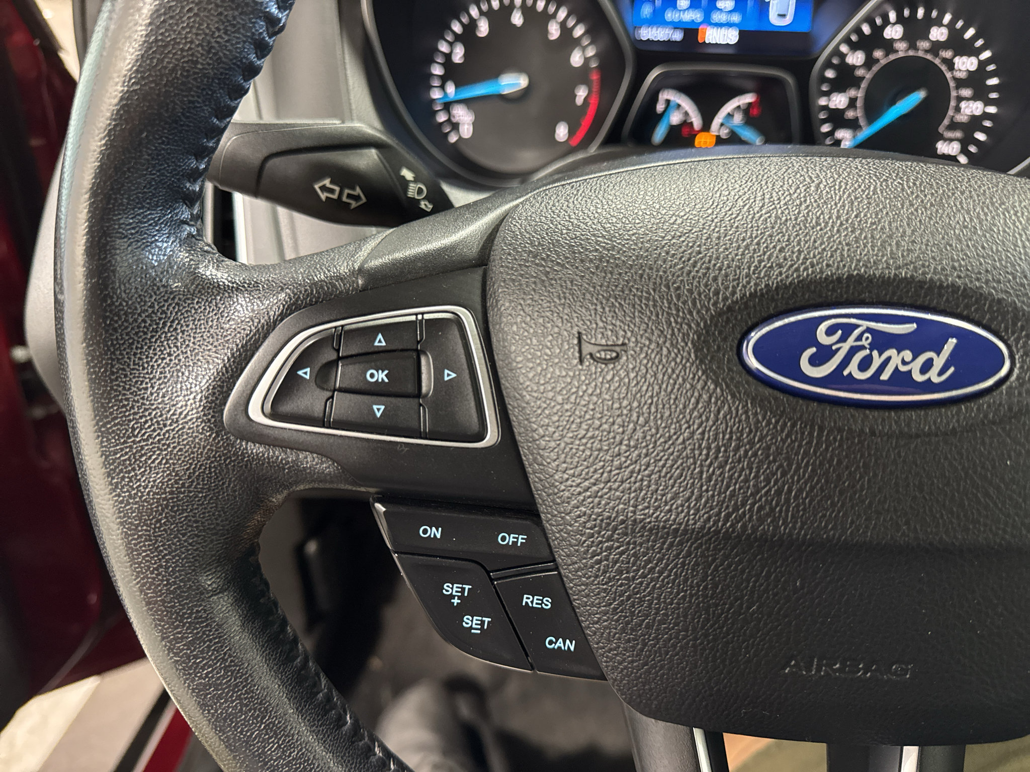 Used 2016 Ford Focus Titanium FWD image 9