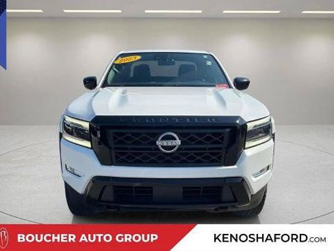Used 2023 Nissan Frontier SV w/ Midnight Edition Package AWD/4WD image 2