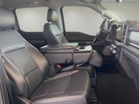 Used 2023 Ford F250 Lariat w/ Sport Appearance Package image 28