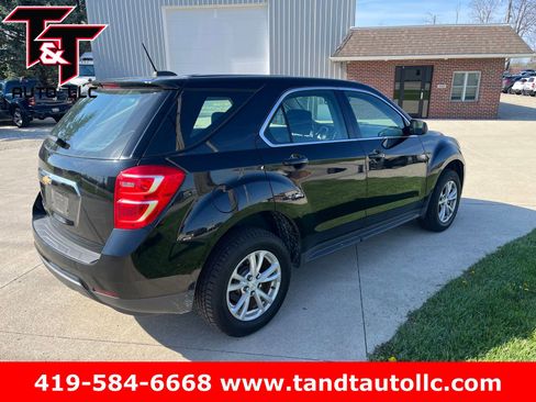 Used 2017 Chevrolet Equinox LS image 2