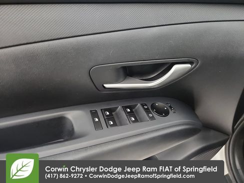 Used 2025 Hyundai Tucson SEL AWD/4WD image 21