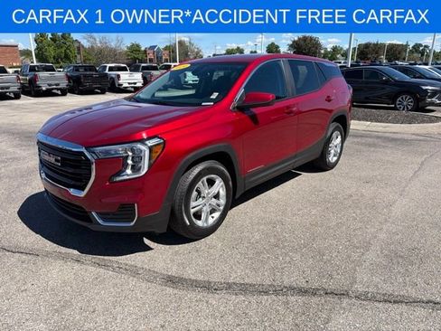 Used 2024 GMC Terrain SLE FWD image 5