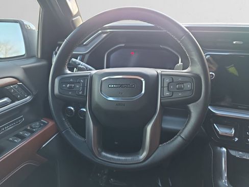 Used 2022 GMC Sierra 1500 Denali Ultimate image 13