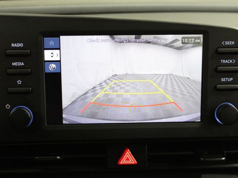 Used 2025 Hyundai Elantra Sport FWD image 14