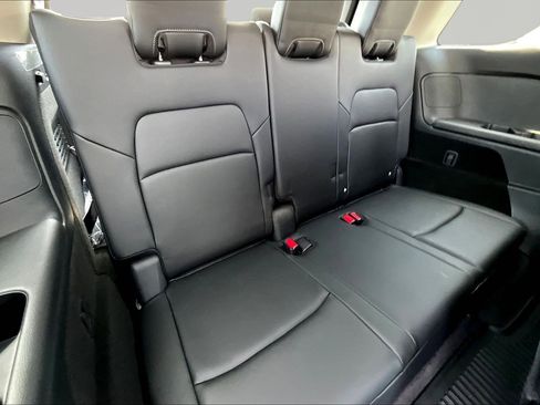 New 2026 Nissan Pathfinder SL AWD/4WD image 30