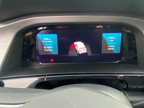 Used 2025 Volkswagen Atlas Cross Sport SE image 14