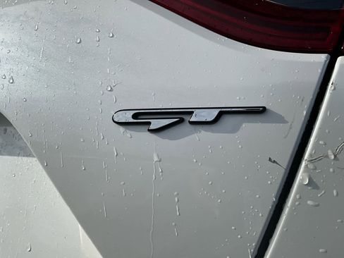 Used 2021 Kia Stinger GT image 19