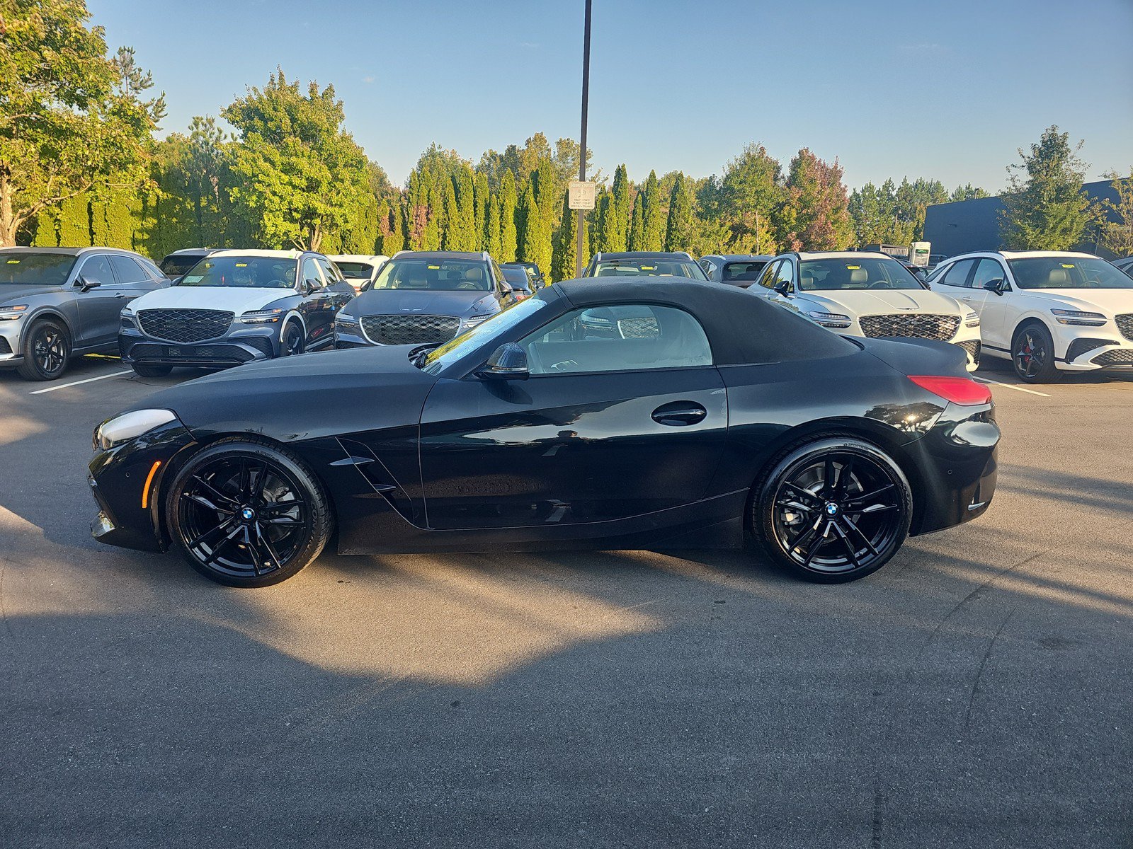 Used 2024 BMW Z4 sDrive30i w/ Premium Package RWD image 7