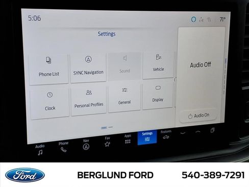 Used 2024 Ford F350 Lariat w/ Sport Appearance Package AWD/4WD image 27