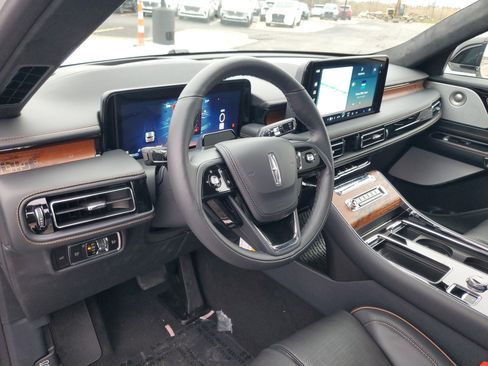 New 2026 Lincoln Aviator Black Label image 13