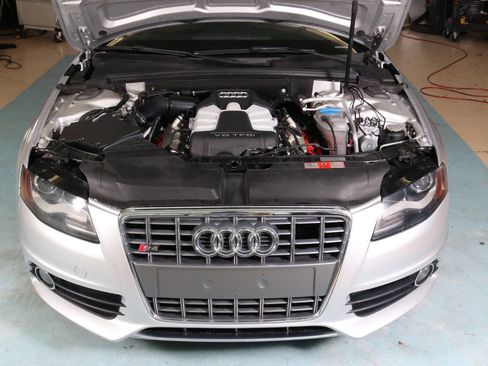 Used 2010 Audi S4 Premium Plus image 14
