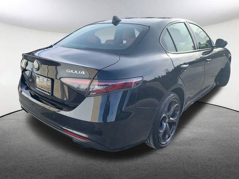 Used 2024 Alfa Romeo Giulia Ti w/ Performance Driving Package image 13