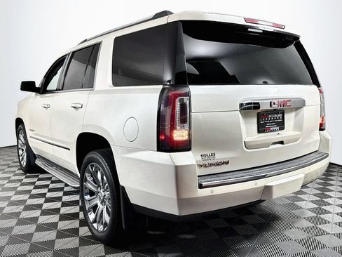 Used 2015 GMC Yukon Denali w/ Touring Package AWD/4WD image 5