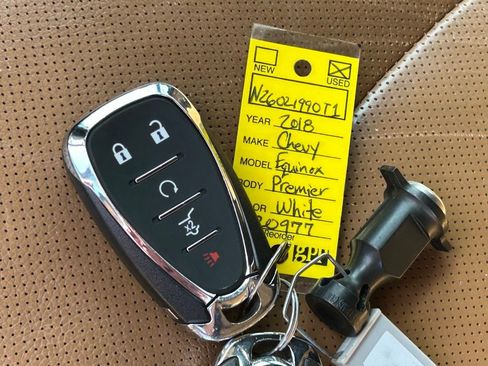 Used 2018 Chevrolet Equinox Premier image 54