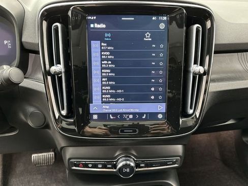 Certified 2023 Volvo C40 P8 Recharge Plus w/ Protection Package Premier image 16