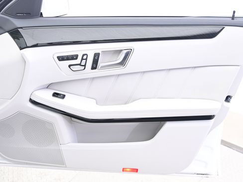 Used 2015 Mercedes-Benz E 400 E 400 image 20