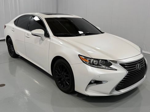 Used 2017 Lexus ES 350 350 image 3