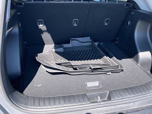 Used 2025 Hyundai Kona SE FWD image 4