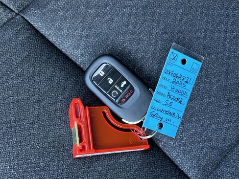 New 2025 Honda Accord SE image 27