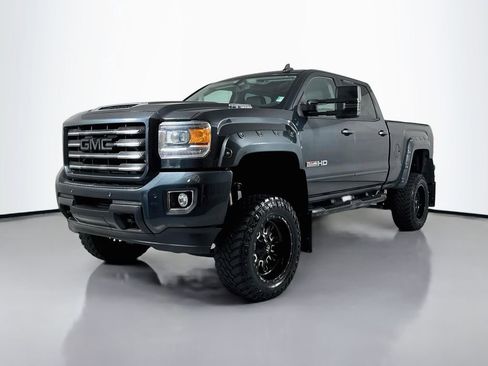 Used 2018 GMC Sierra 3500 SLT AWD/4WD image 1