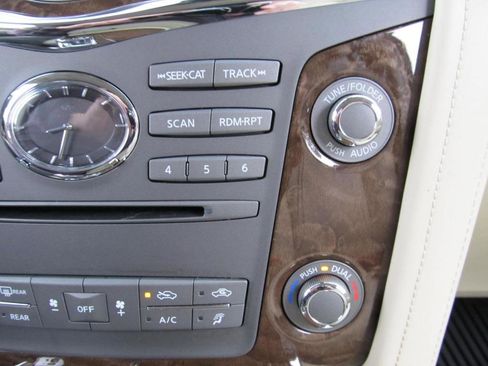 Used 2017 INFINITI QX80 2WD w/ Driver Assistance Package image 68