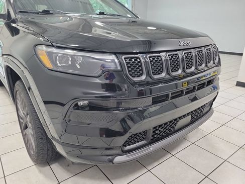 Used 2023 Jeep Compass High Altitude AWD/4WD image 22