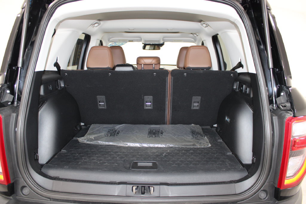 Used 2024 Ford Bronco Sport Badlands w/ Premium Package AWD/4WD image 28
