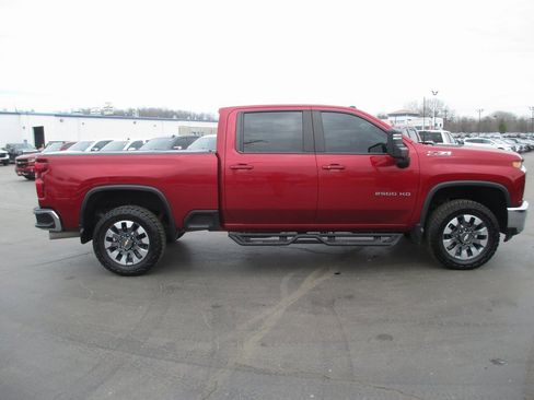 Used 2022 Chevrolet Silverado 2500 LT w/ All Star Edition image 3