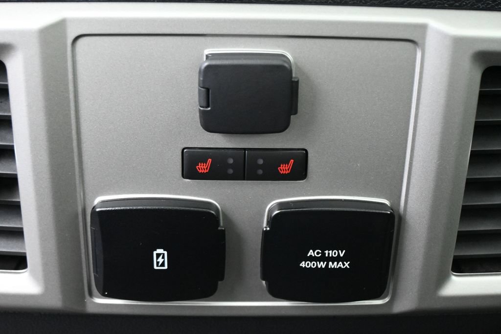 Used 2020 Ford F150 Lariat w/ Equipment Group 502A Luxury AWD/4WD image 29