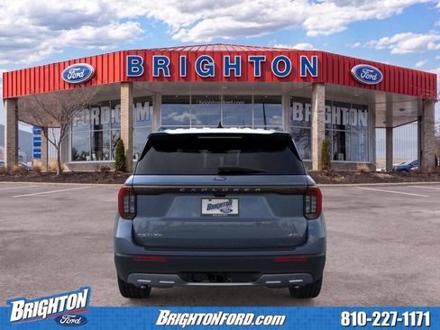 Used 2026 Ford Explorer Active w/ Active Comfort Package AWD/4WD image 8