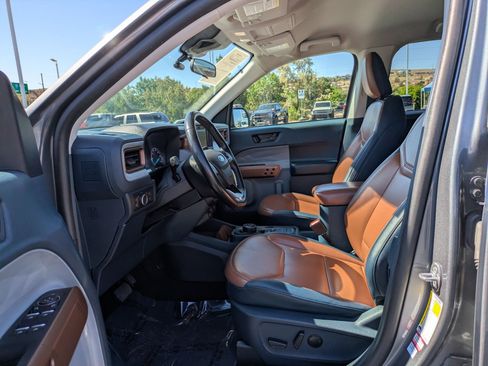 Used 2022 Ford Maverick Lariat FWD image 15