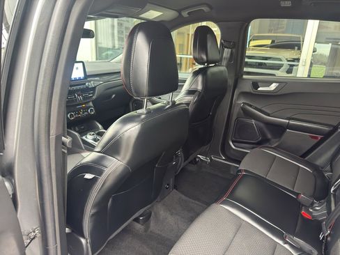 Used 2024 Ford Escape ST-Line w/ Cold Weather Package image 7