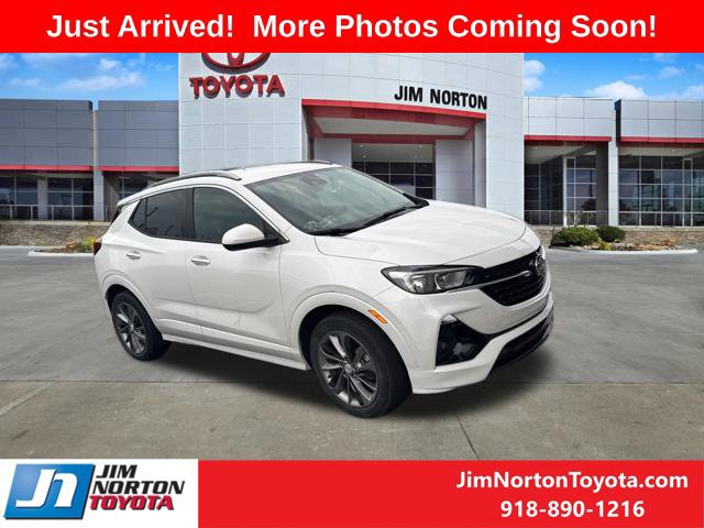 Used 2021 Buick Encore GX Select w/ Sport Touring Package FWD image 1