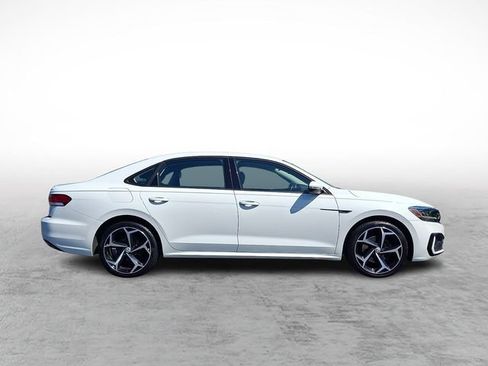 Used 2020 Volkswagen Passat 2.0T R-Line FWD image 7