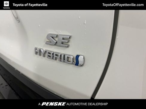Certified 2022 Toyota RAV4 SE AWD/4WD image 4